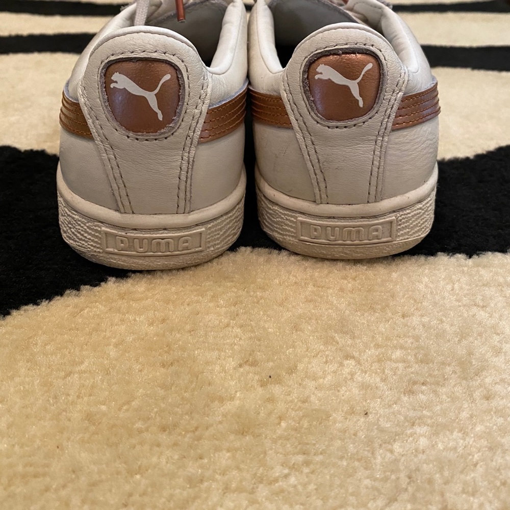 Puma Sneakers